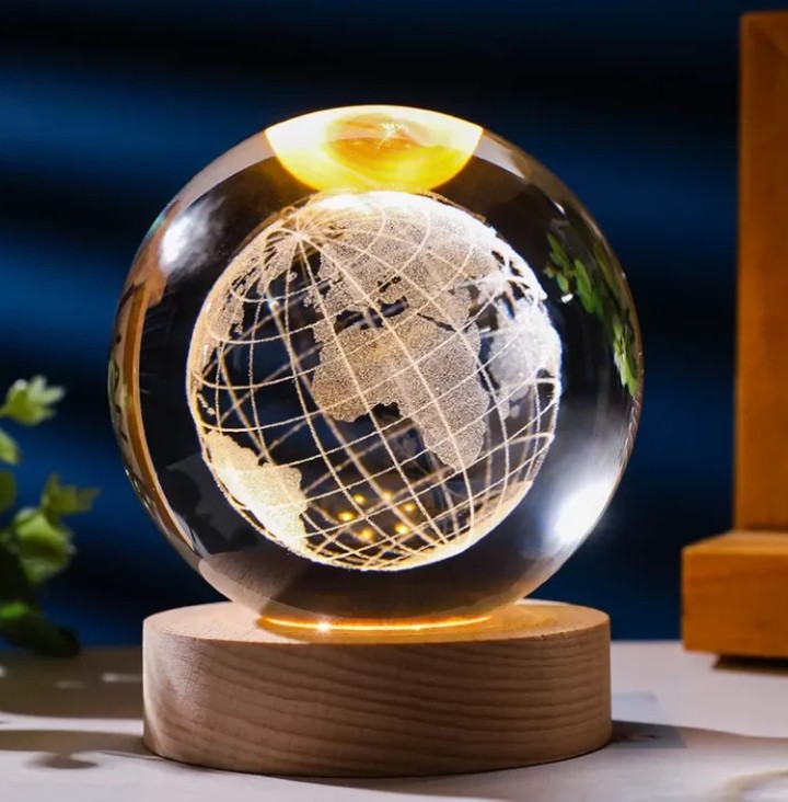 7 Color Changing LED 3D Crystal Ball – Globe / Earth