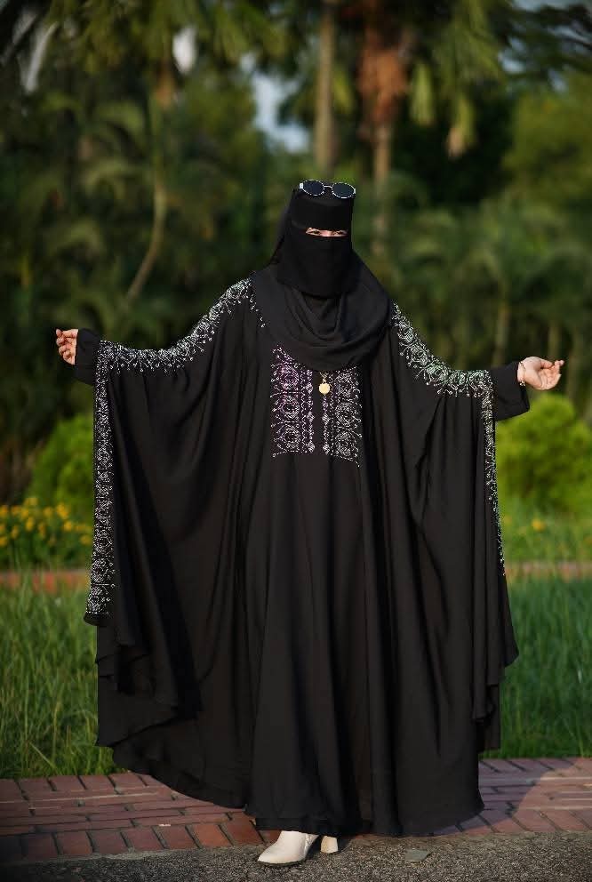 Dress name: Arabia full